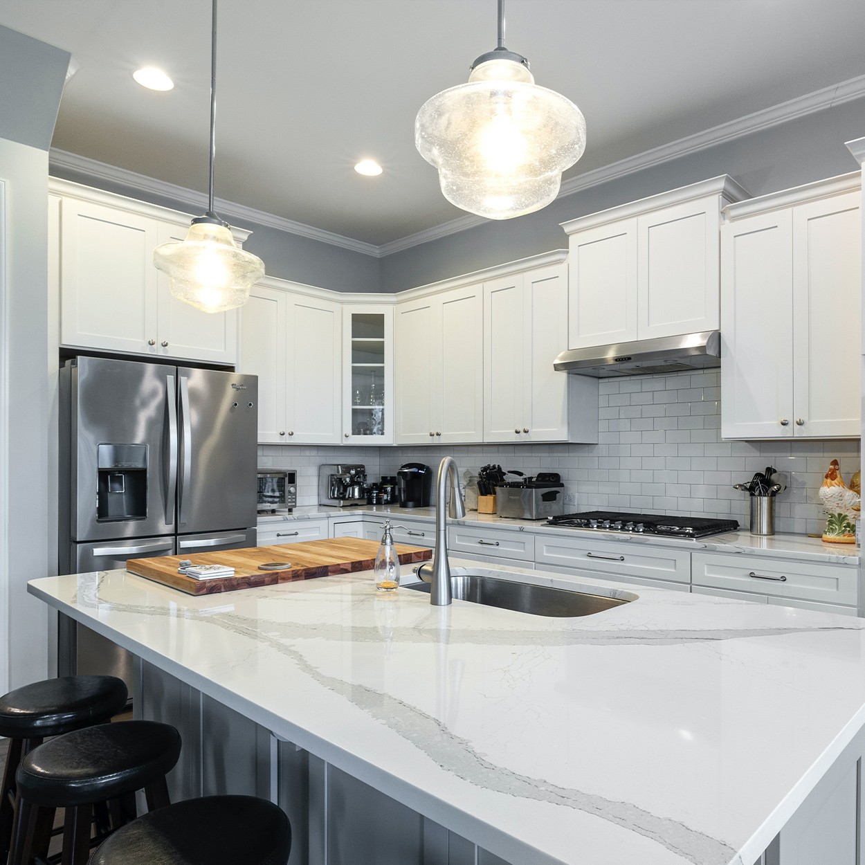 10 Essential Benefits of Solid Surface Worktops for Modern Interior Designs
